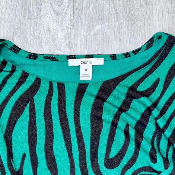 Bar Ill Women's Plus Size Green Cut Out Front Twist Long Sleeve Bodycon Dress 3X - Picture 3 of 5